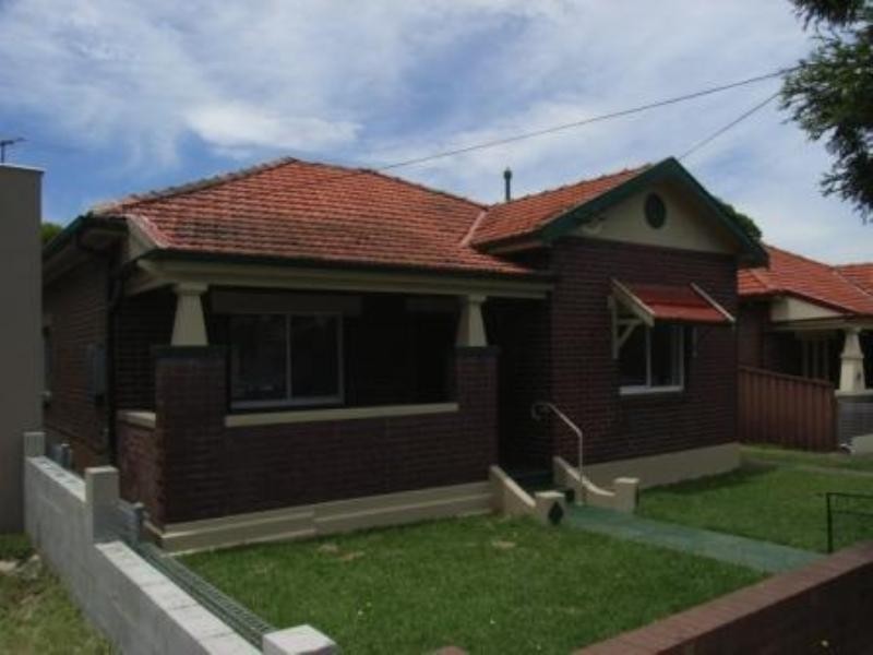 5 MORTLAKE Street, Concord NSW 2137