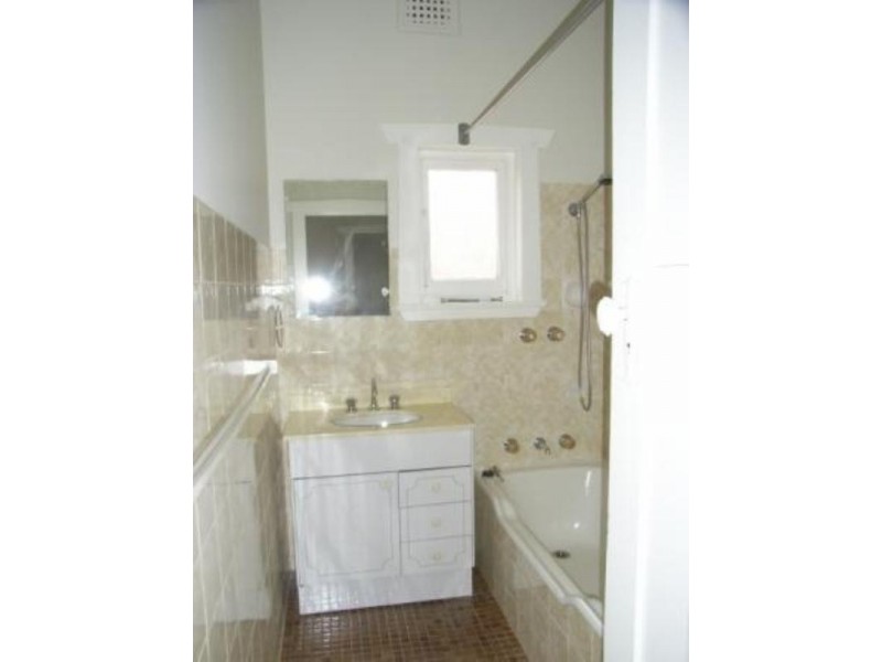 5 MORTLAKE Street, Concord NSW 2137