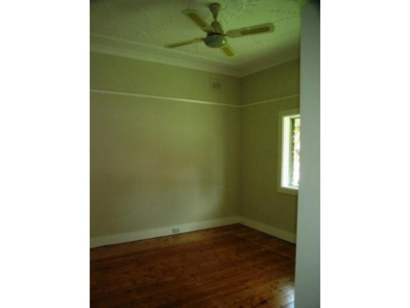 5 MORTLAKE Street, Concord NSW 2137