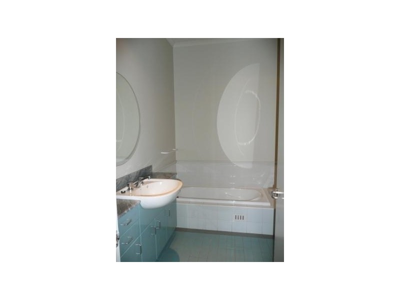 11/2 NORTHWOOD Street, Camperdown NSW 2050