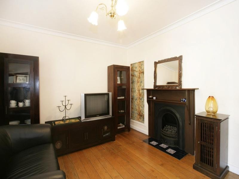 132 Mitchell Street, Glebe NSW 2037