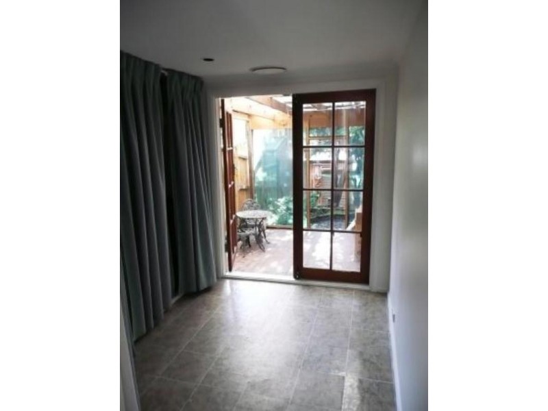 73 FERRY Road, Glebe NSW 2037