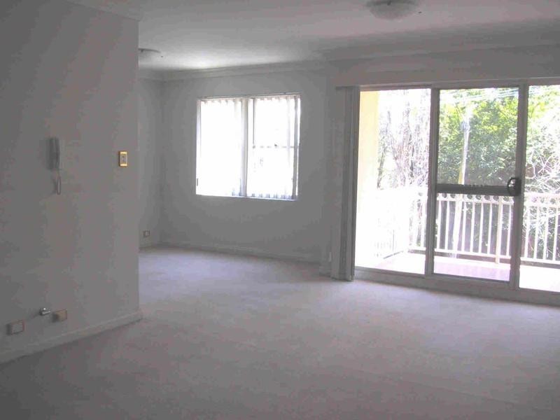 20/213 WIGRAM Road, Glebe NSW 2037