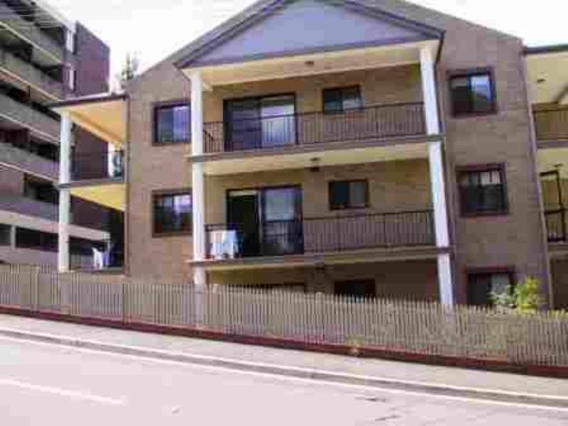 1/211A Wigram Road, Glebe NSW 2037