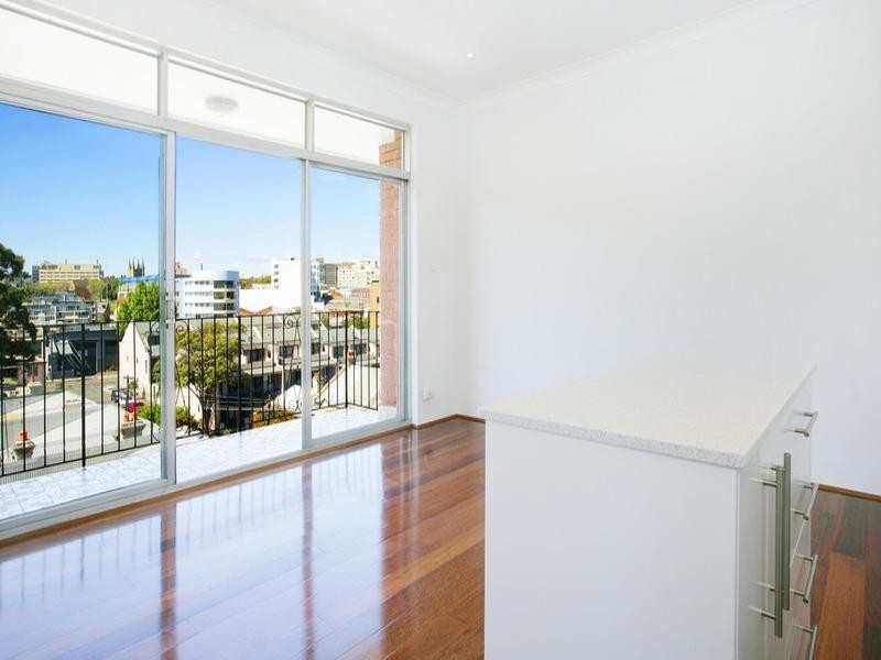 8/1 Charles Street, Glebe NSW 2037
