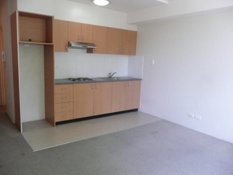 303A/130 CARILLON Avenue, Newtown NSW 2042