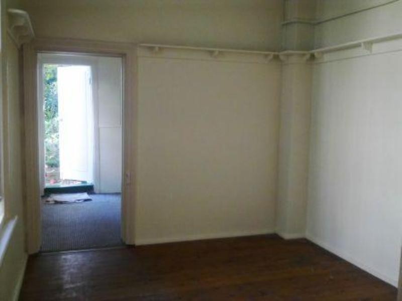 2/28 wigram Road, Glebe NSW 2037