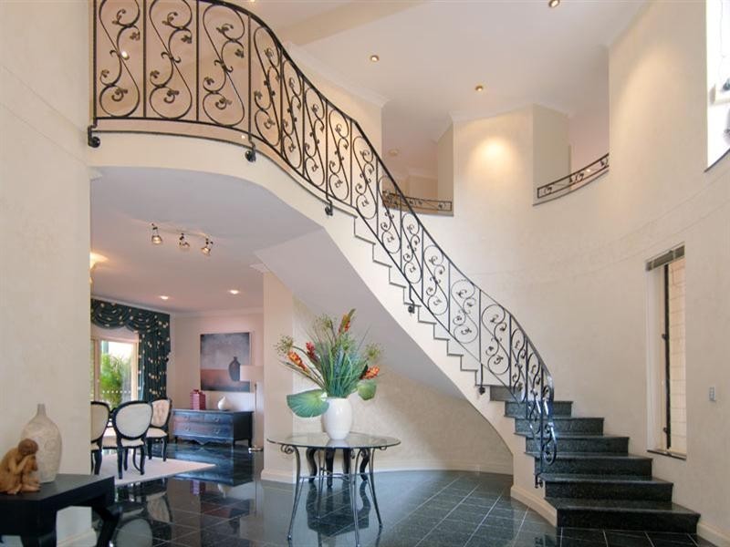 9 Orchard Road, Chatswood NSW 2067