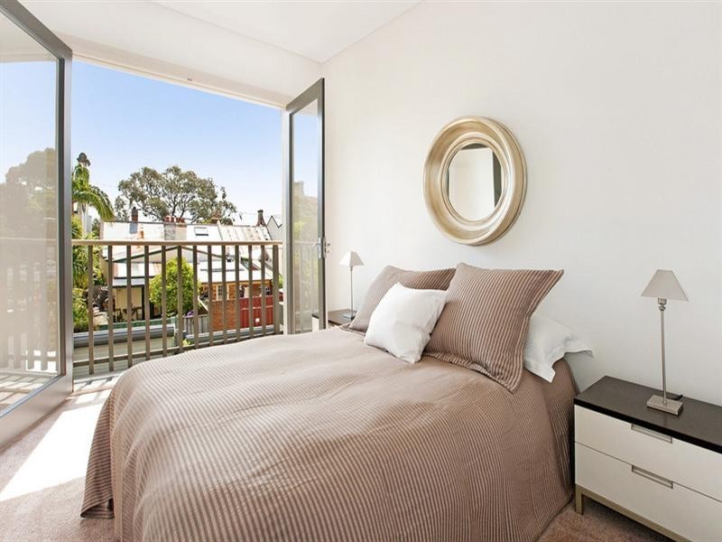 102 Wigram Road, Forest Lodge NSW 2037