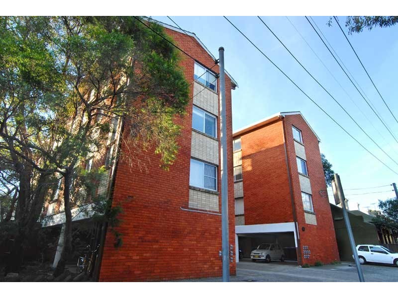 1/31c CHARLES Street, Glebe NSW 2037