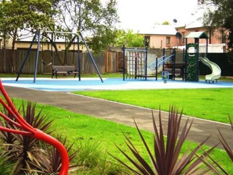 2/16 FRANKLYN Street, Glebe NSW 2037