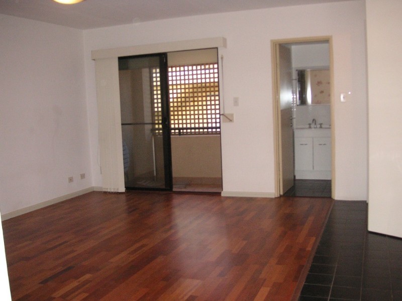 5/128 Cathedral Street, Woolloomooloo NSW 2011