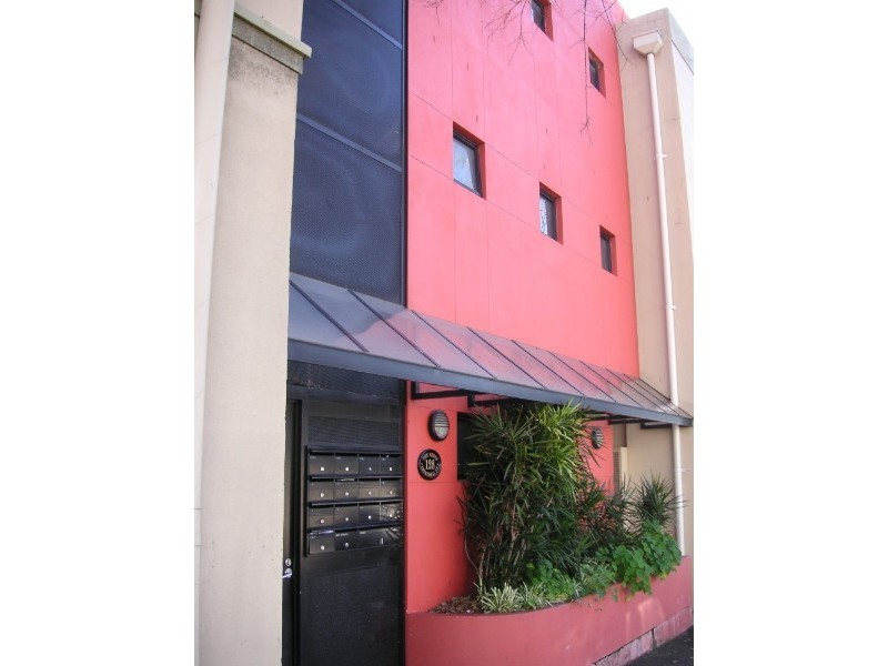 5/128 Cathedral Street, Woolloomooloo NSW 2011