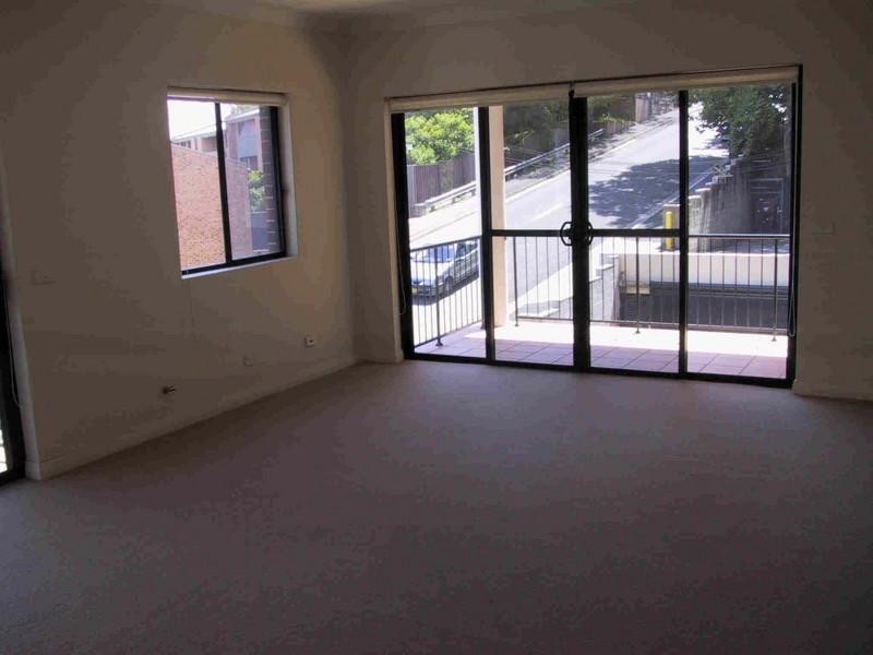 9/211a WIGRAM Road, Glebe NSW 2037