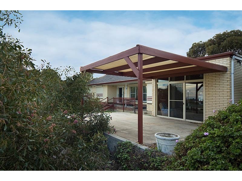 84 Newland Avenue, Marino SA 5049