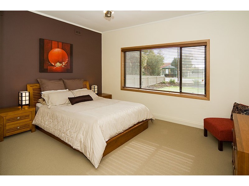 25 Mooringe Avenue, Plympton SA 5038