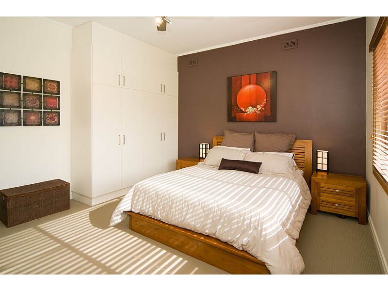 25 Mooringe Avenue, Plympton SA 5038