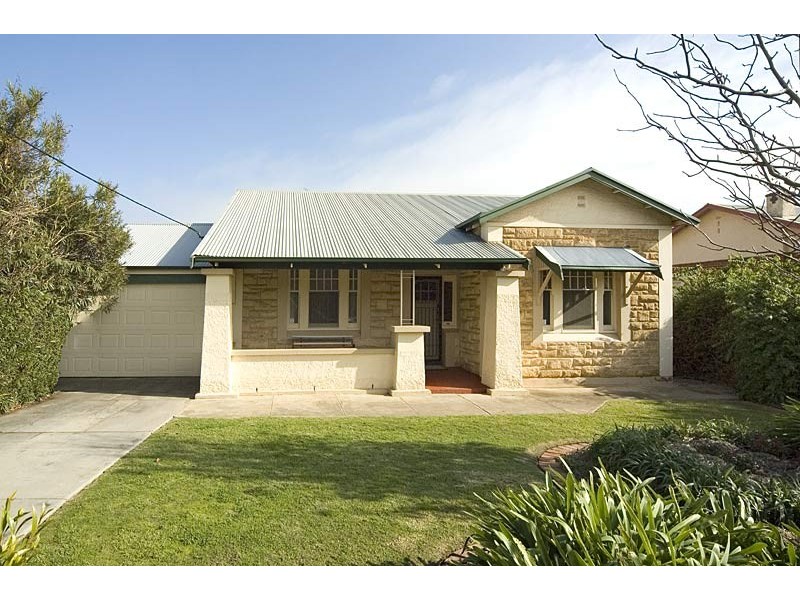 27 Wellington Street, Glandore SA 5037