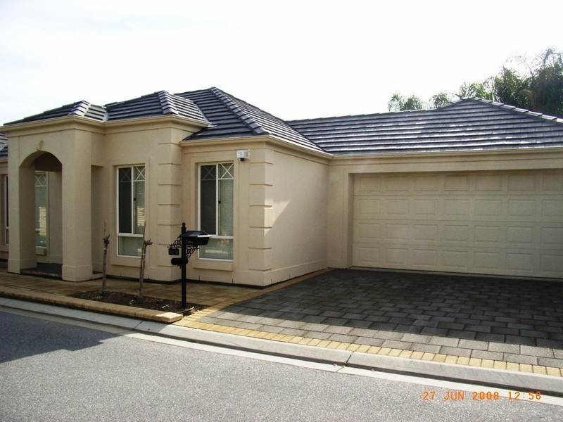 8 Coventry Lane, Morphettville SA 5043