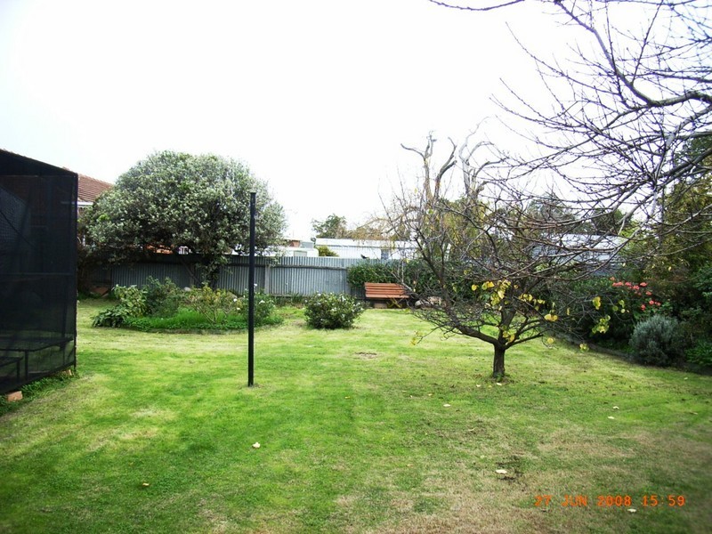 25 Barry Road, Oaklands Park SA 5046