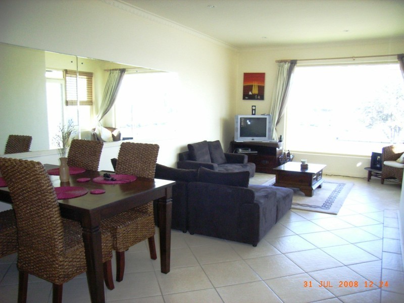 8/11 Adelphi Terrace, Glenelg North SA 5045