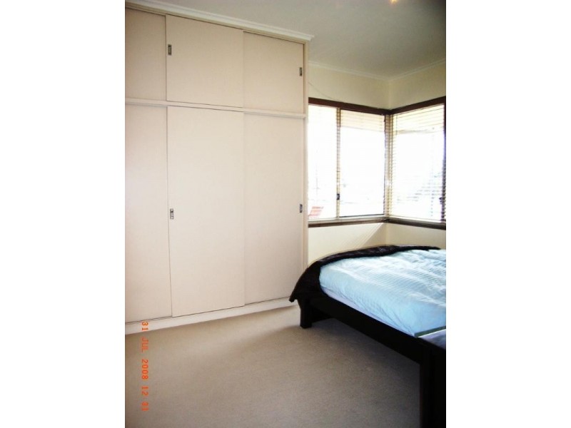 8/11 Adelphi Terrace, Glenelg North SA 5045