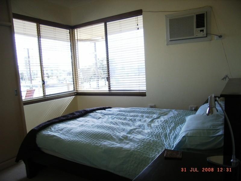 8/11 Adelphi Terrace, Glenelg North SA 5045