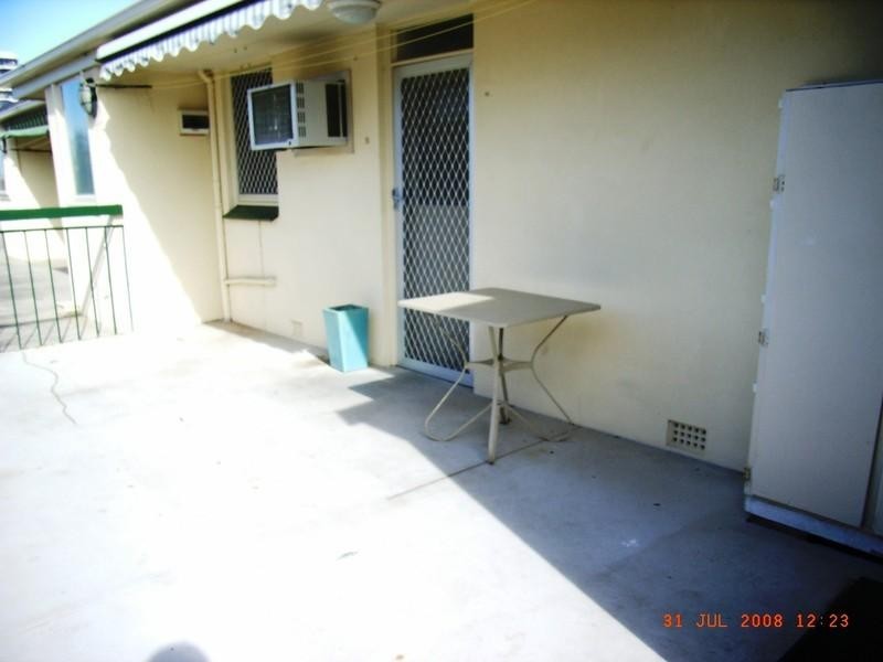 8/11 Adelphi Terrace, Glenelg North SA 5045