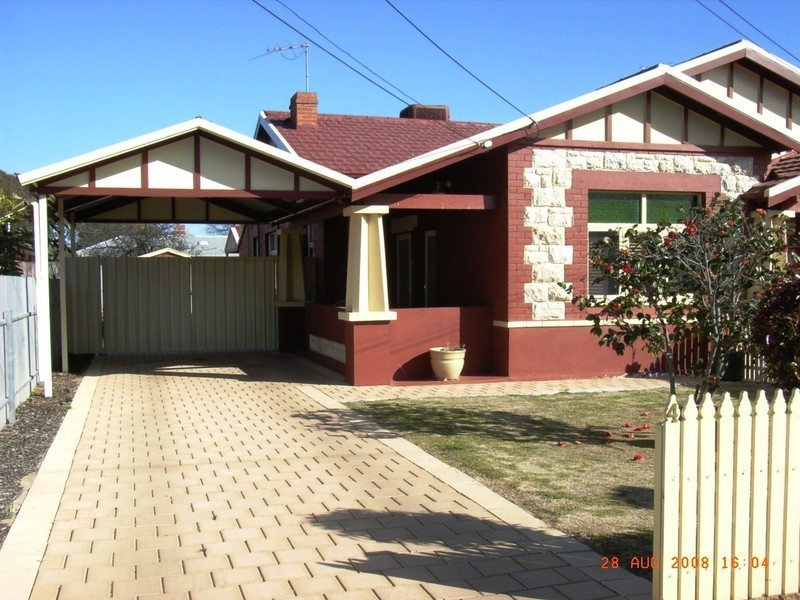 4 Waterhouse Road, South Plympton SA 5038