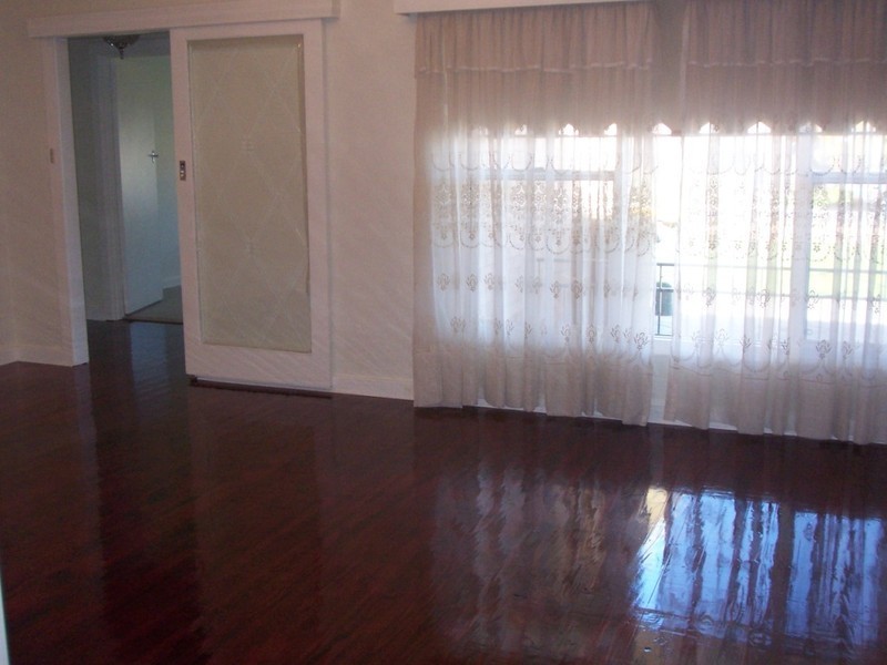 21 Barker Avenue, South Plympton SA 5038