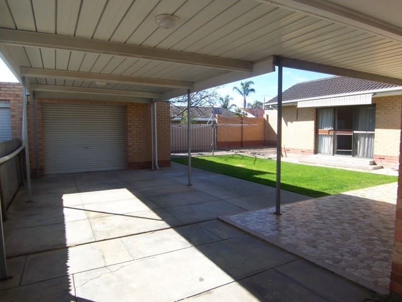 21 Barker Avenue, South Plympton SA 5038