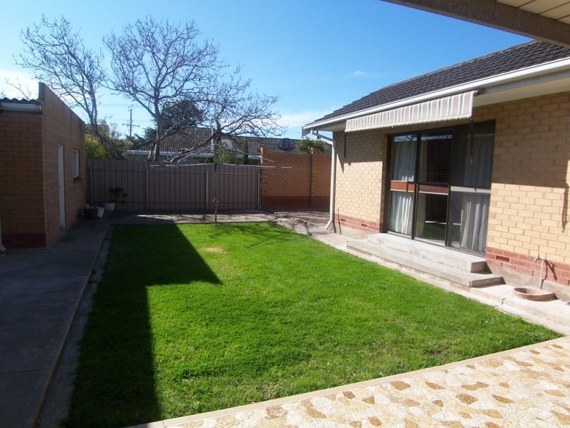 21 Barker Avenue, South Plympton SA 5038