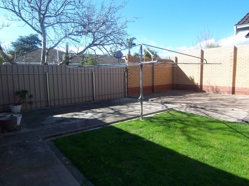 21 Barker Avenue, South Plympton SA 5038