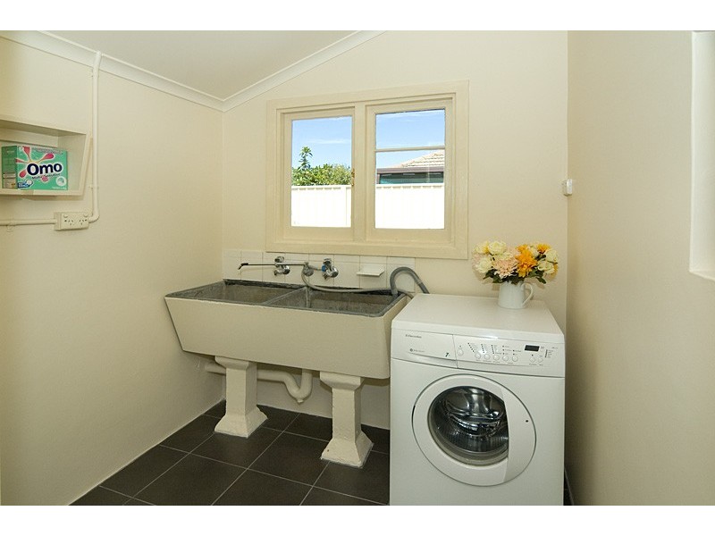 2 Chitral Terrace, South Plympton SA 5038