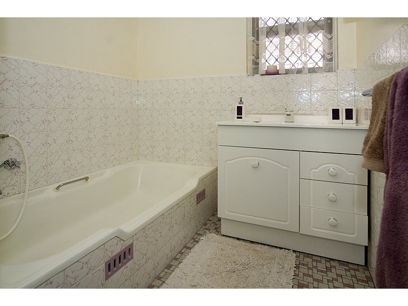 16 Daws Road, Ascot Park SA 5043