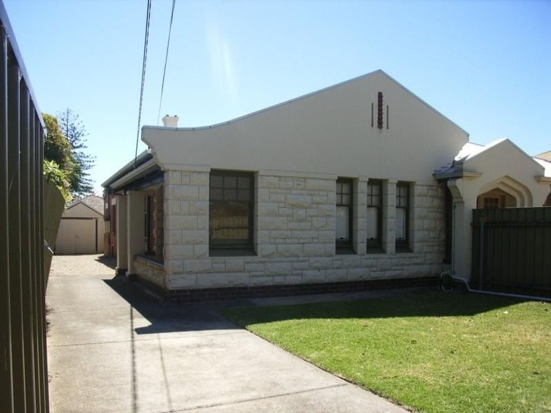 49A Penzance Street, Glenelg SA 5045