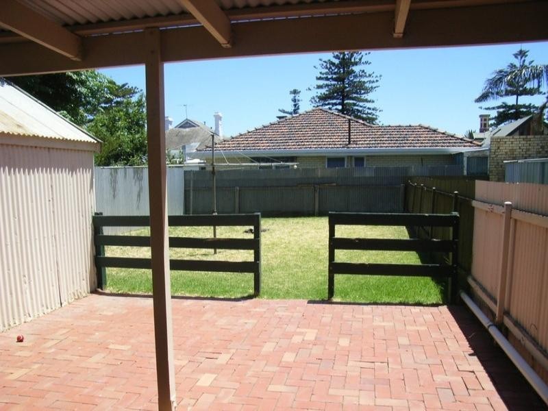 49A Penzance Street, Glenelg SA 5045