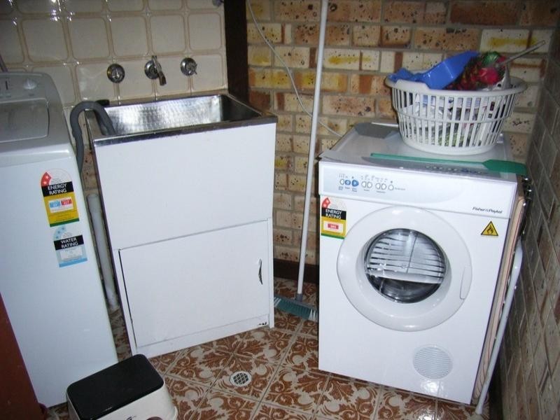 14 Sherwood Avenue, Bellevue Heights SA 5050