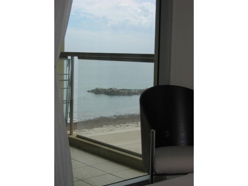 Apt 715/16 Holdfast Promenade, Glenelg SA 5045