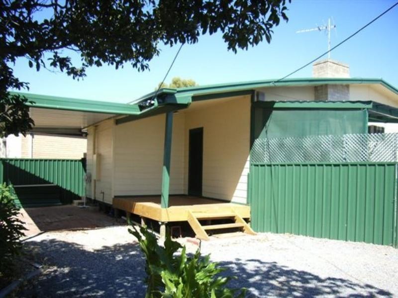 18 Limbert Avenue, Seacombe Gardens SA 5047