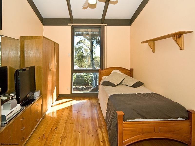 4 Gunya Court, Flagstaff Hill SA 5159