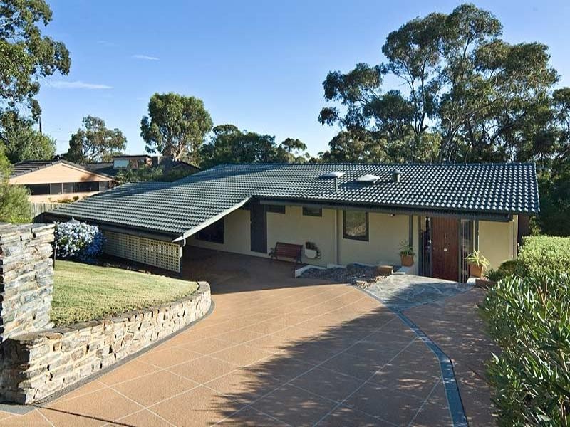 4 Gunya Court, Flagstaff Hill SA 5159