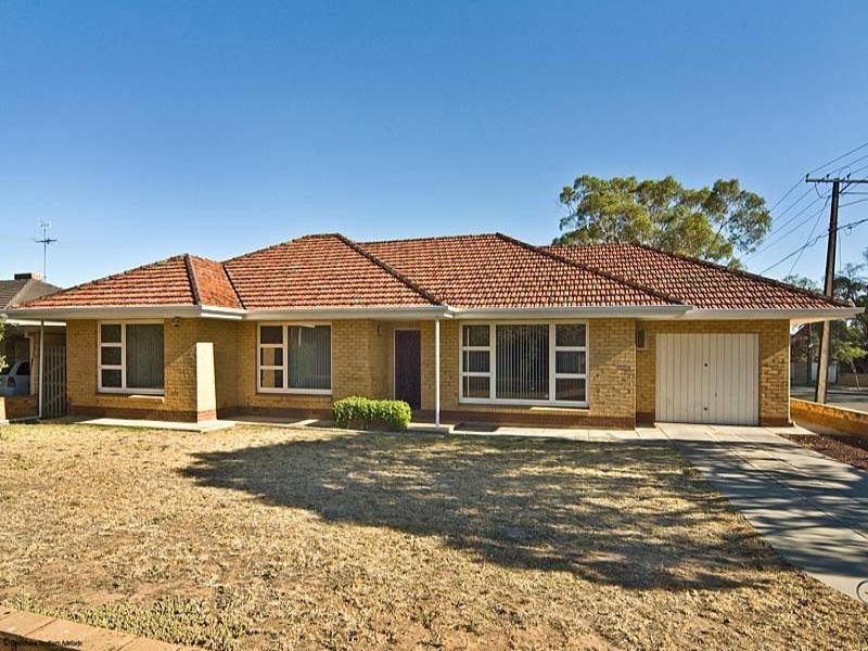 16 Mooringe Avenue, North Plympton SA 5037