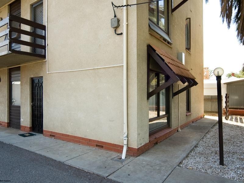 10/17 Caroline Street, Glenelg North SA 5045