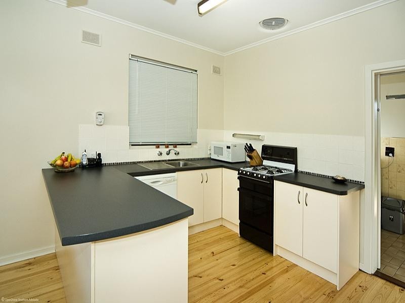 42 Oaklands Road, Somerton Park SA 5044