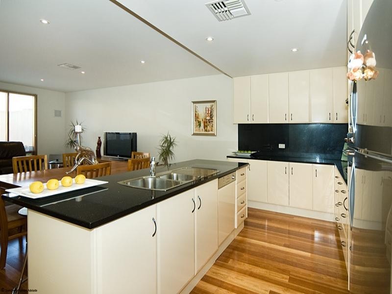 38 High Street, Glenelg SA 5045