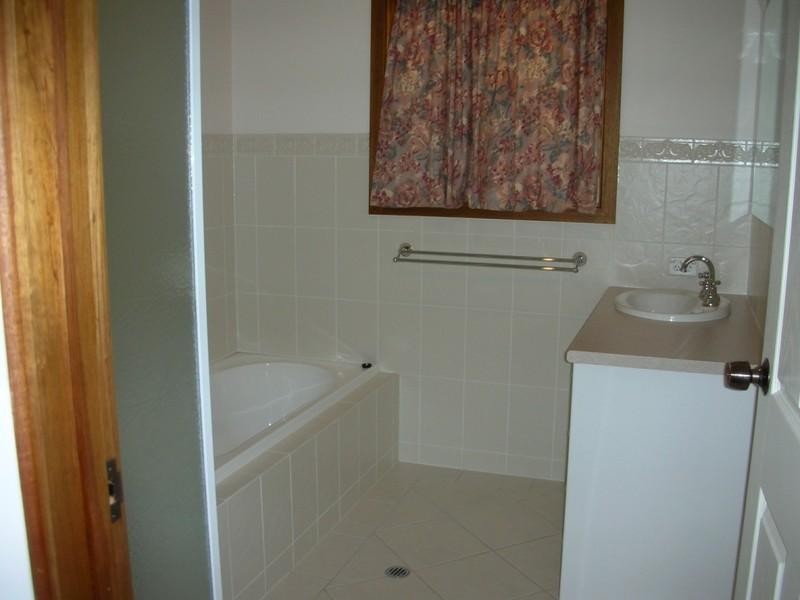 20 Margaret Street, Glandore SA 5037