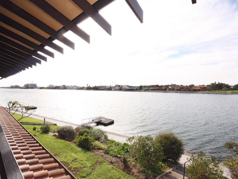 4/78 Military Road, Tennyson SA 5022