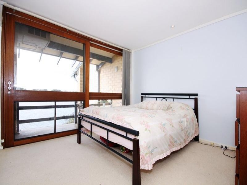 4/78 Military Road, Tennyson SA 5022