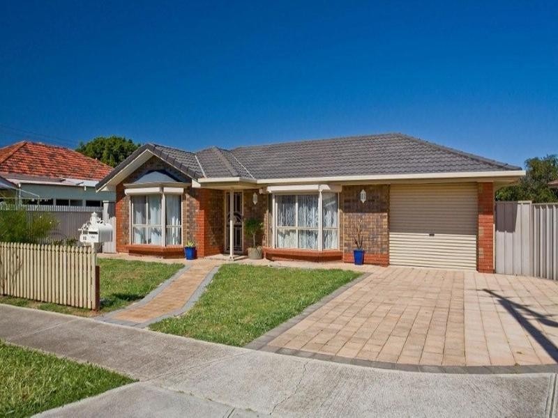 22 Hobbs Street, Findon SA 5023